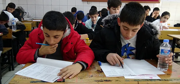 9 Merkezde Siyer Heyecanı: 7'den 70'e 2 Bin Katılımcı