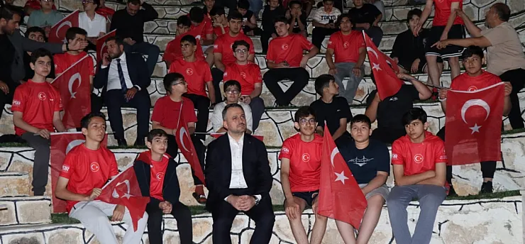 Bakan Eminoğlu Malatya'da Gençlik Çalışmalarını Yerinde İnceledi!