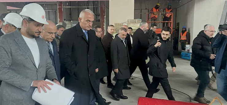 Bakan Ersoy, Malatya'da Sabancı Kültür Merkezi İnşaatını İnceledi