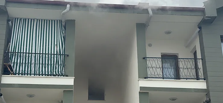 Battalgazi'Yangın Alarmı! Bina Tahliye Edildi, Dumandan Etkilenenler Var!