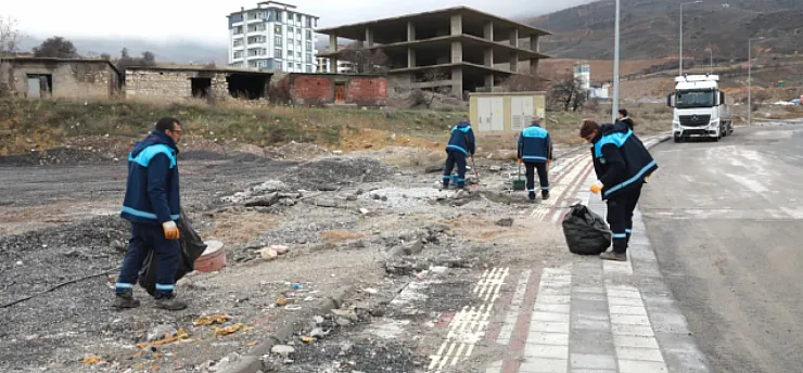 Bayram ve Yağış Mesaisi: Battalgazi'de Çamur ve Atık Temizliği Başlatıldı!