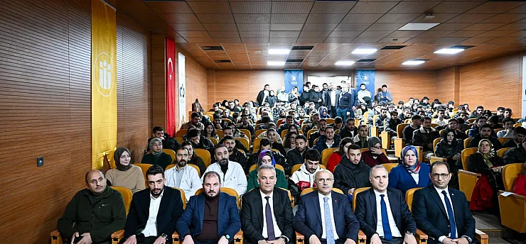 Büyükşehir Belediye Başkanı Sami Er Öğrencilerle Buluştu
