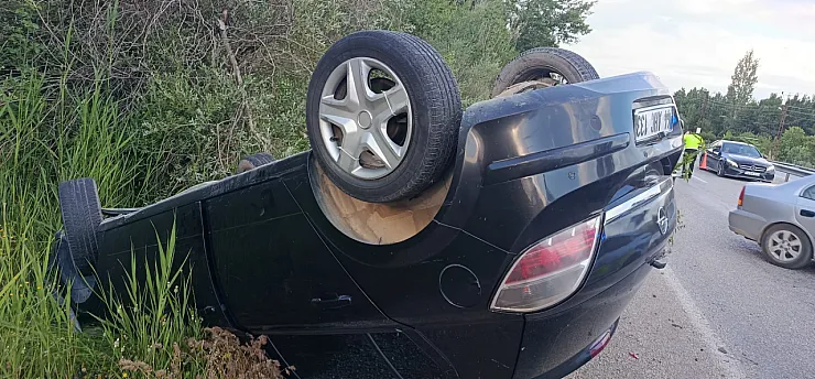 Doğanşehir'de Devrilen Otomobilde Sürücü Yaralandı!