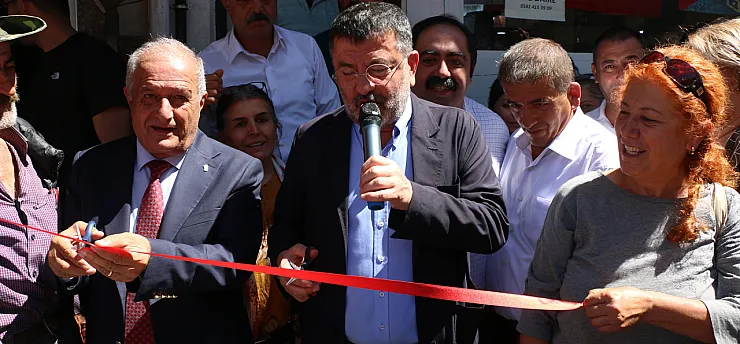 Hekimhan'da Yeni Parti Binası Açıldı! Veli Ağbaba'dan Dikkat Çeken Çağrı