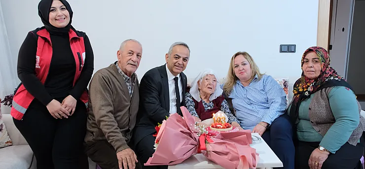 Malatya'da 103 Yıllık Ömürden Cumhuriyet Kutlaması!