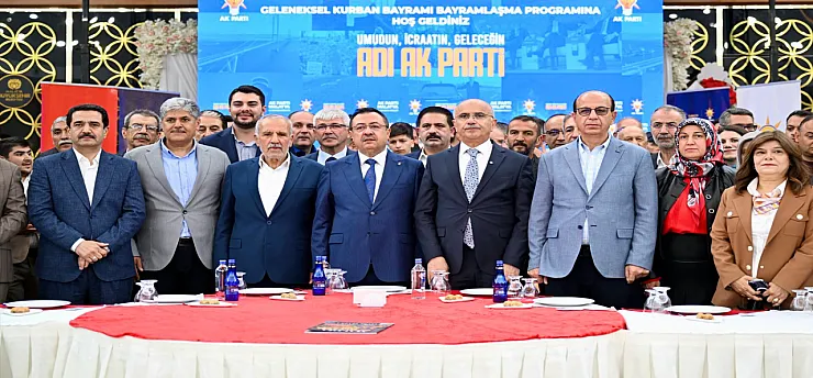 Malatya'da AK Parti İl Başkanlığı Geleneksel Bayramlaşma Töreni Düzenledi