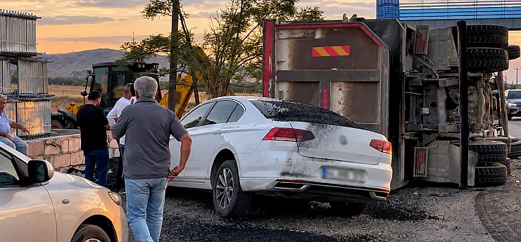 Malatya'da Asfalt Yüklü Kamyon Dehşeti! Katip Ağır Yaralandı