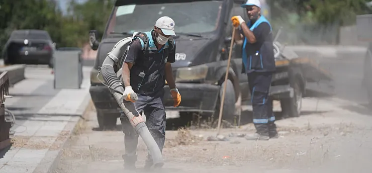 Malatya'da Battalgazi'de Mahalle Temizliği Ve Pazar Denetimleri Aralıksız Devam Ediyor!