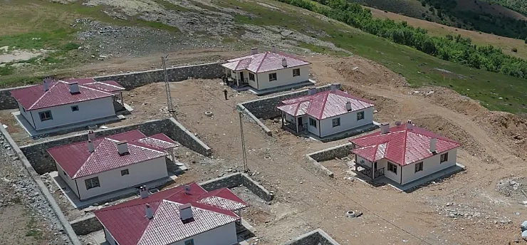 Malatya'da Deprem Konutları Gecikti, Köylüler Endişeli!