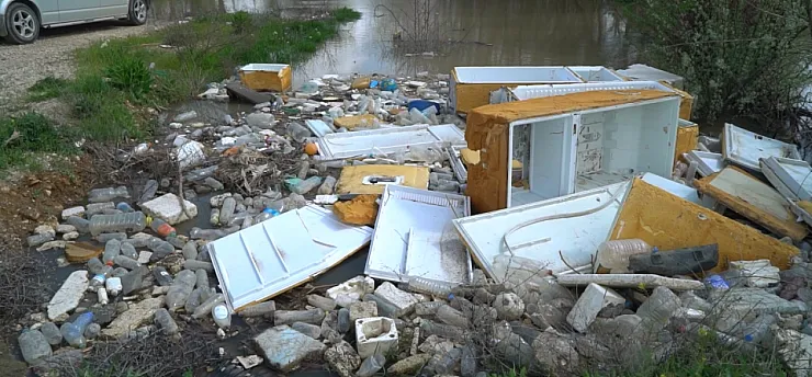 Malatya'da Dere Yolu Yuttu! Vatandaşın Sorumlu Kim? İsyanı