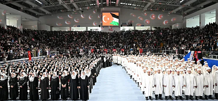 Malatya'da Duygulandıran Hafızlık Töreni!