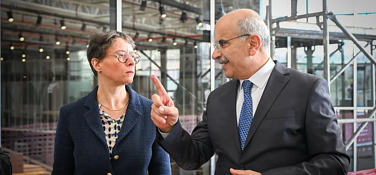 Malatya'da Enkazlar Hayat Buluyor: Türkiye'nin İlk Geri Dönüşüm Tesisi İçin İş Birliği!