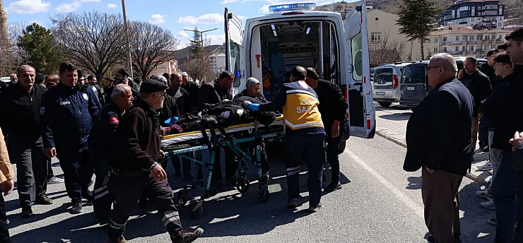 Malatya'da Feci Kaza: Karşıya Geçmek İsteyen Kadına Otomobil Çarptı!