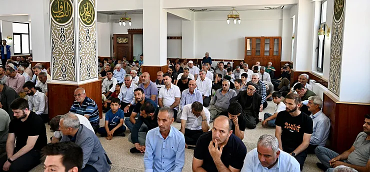 Malatya'da Hacı Mehmet Turgut Camii İbadete Açıldı