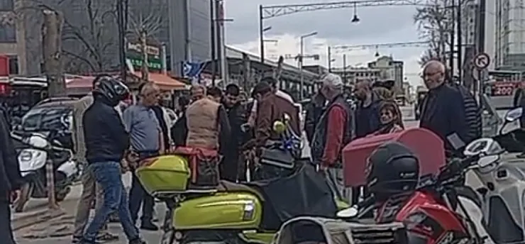 Malatya'da Korkutan Kaza! Sıtmapınarı'nda Motokurye Yere Savruldu