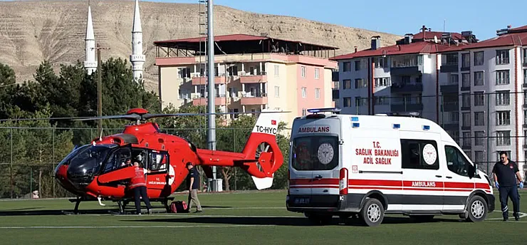 Malatya'da Korkutan Kaza! Yüksekten Düşen Genç Hava Ambulansıyla Sevk Edildi