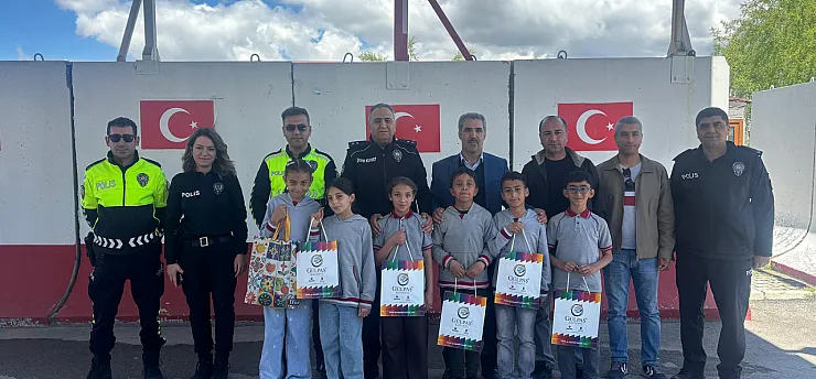 Malatya'da Öğrenciler Emniyet Kemeri Simülasyonuna Girdi!