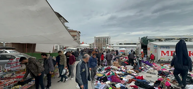 Malatya'da Pazar Mesaisi: Rus Pazarı'nda Adım Atacak Yer Kalmadı!