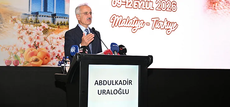 Malatya'da Sağlık Zirvesi! Dünyanın Önemli Cerrahları Bir Araya Geldi
