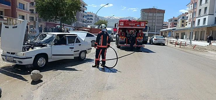Malatya'da Seyir Halindeki Araç Bir Anda Yanmaya Başladı!