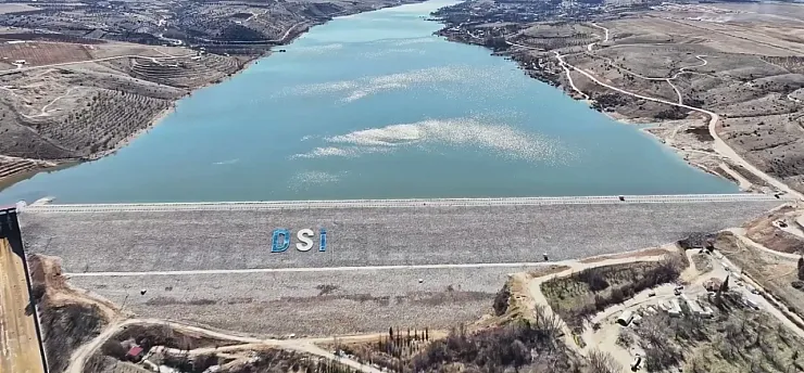 Malatya'da Sultansuyu Barajı Yeniden Kapılarını Açtı!