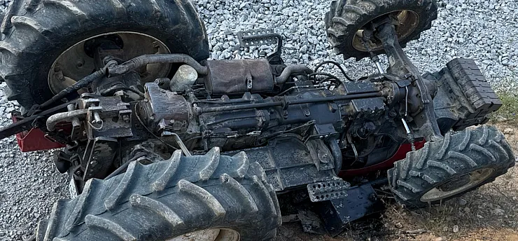 Malatya'da Tarım Aracı Faciası! Sürücü Olay Yerinde Hayatını Kaybetti