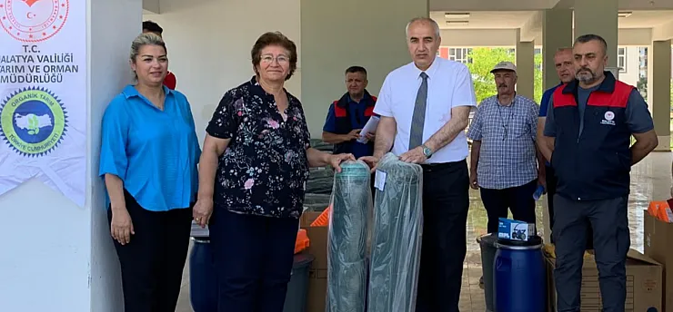 Malatya'da Üreticilere Tarımda Kaliteyi Artıracak Ekipmanlar Dağıtıldı!