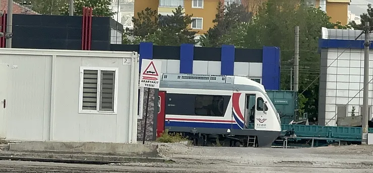 Malatya'da Vagonların Arasında Kalan İşçi Kurtarılamadı!