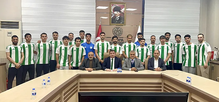 Malatya Futbolunda Yeni Dönem: Yeşilyurtspor Kadrosunu Baştan Kurdu