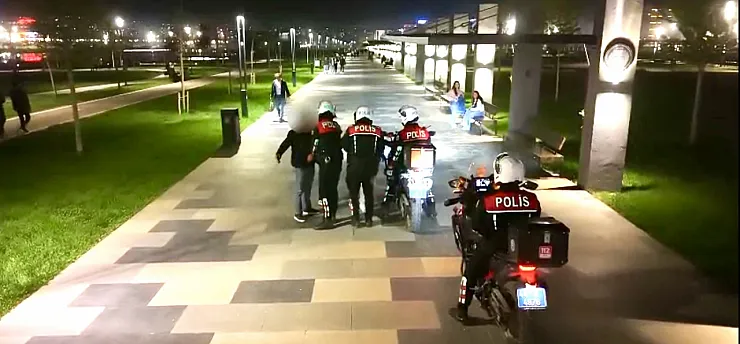 Malatya Güngör Caddesi ve Kent Park'ta Huzur Denetimi