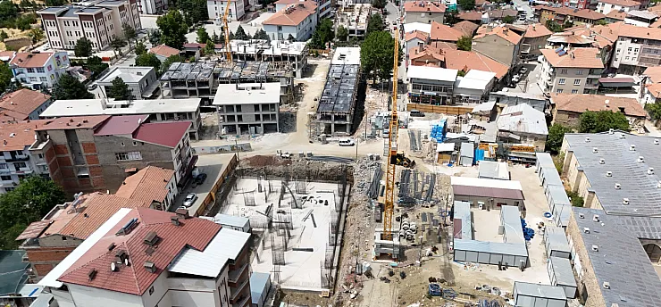 Malatya Hekimhan'da Değişim Hızlandı! Yeni Çarşı Gün Geçtikçe Yükseliyor