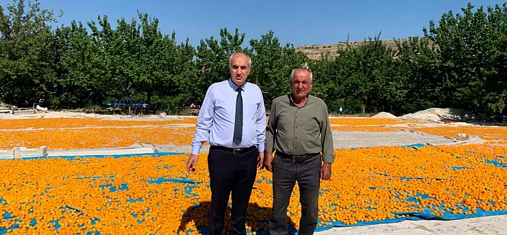 Malatya İl Tarım Müdürü Osman Akar, Darende'de Üreticilerle Bir Araya Geldi