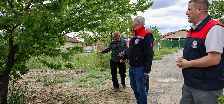 Malatya Kayısısında Dolu Endişesi! Ekipler Sahaya İndi