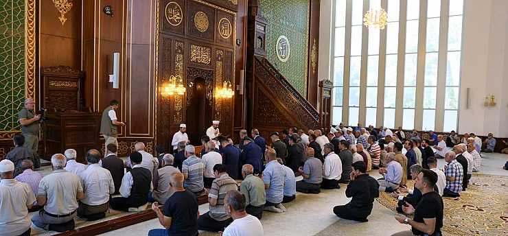 Malatya Kernek Karagözlüler Camii'nde 15 Temmuz Şehitleri İçin Mevlid Programı Düzenlendi!