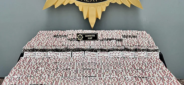 Malatya Otogarı'nda Narkotik Baskını! Valizlerden Binlerce Zehir Çıktı