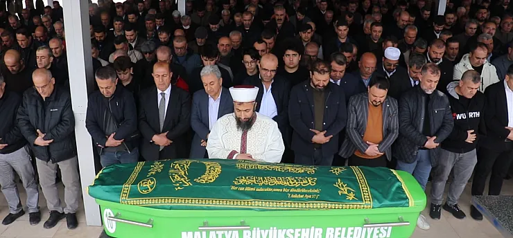 Genç Yaşta Gelen Acı Kayıp! 15 Yaşındaki Genç Son Yolculuğuna Uğurlandı!