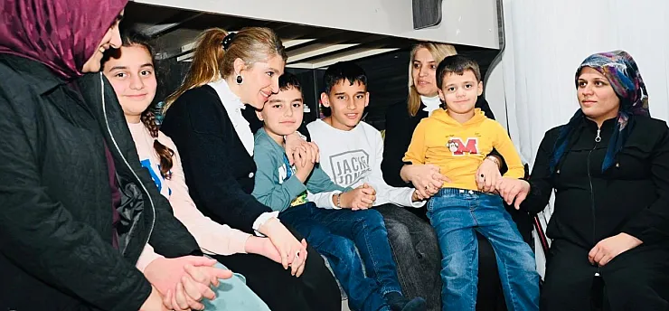 Milletvekili Ölmeztoprak'tan İkizce Çıkartması: Malatya'yı Ortak Akılla İnşa Ediyoruz