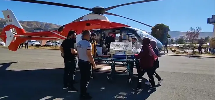 Minik Muhammed Ali İçin Zamanla Yarış! Ambulans Helikopterle Malatya'ya Sevk Edildi