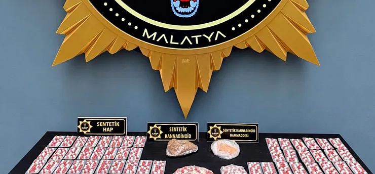 Narkotik Ekipleri Adım Adım Takip Etti! Malatya'da Binlerce Uyuşturucu Hap Ele Geçirildi