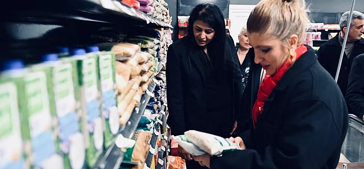 Malatya'da Bu Markette Boykot Listesine Yer Yok! Ölmeztoprak'tan Ziyaret