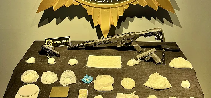 Sokak Satıcılarına Şafak Operasyonu: Malatya'da 2 Kilo Metamfetamin Yakalandı