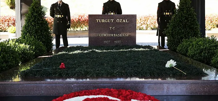 Turgut Özal'ın Aramızdan Ayrılışının 33. Yılı!