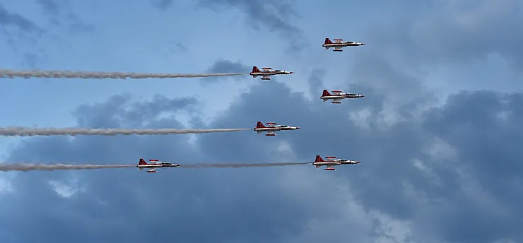 Türk Yıldızları Malatya Semalarında! Şimşekler Eşlik Etti