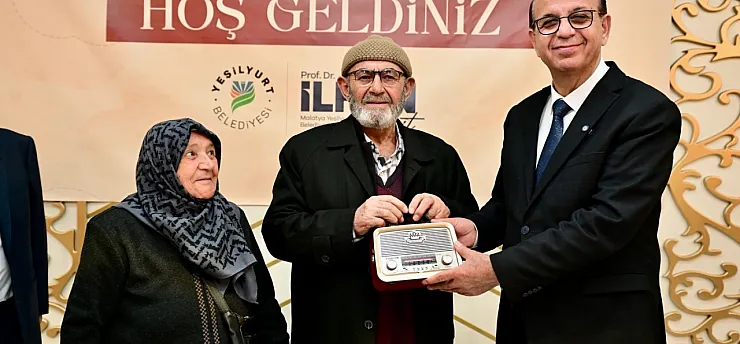 Yeşilyurt'ta 72 Yıllık Aşkın Sırrı Çözüldü: Mal Mülk Değil, Birbirimize Sahip Çıktık