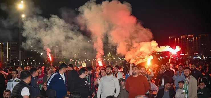 Yeşilyurtspor Final Coşkusuyla Malatya'yı Ayağa Kaldırdı