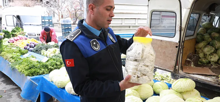 Zabıtadan Semt Pazarlarında Hijyen ve Fiyat Denetimi!