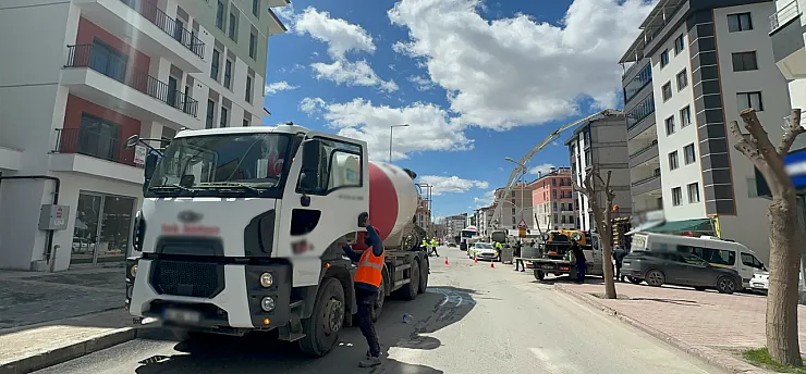 Zaviye Mahallesi'nde Feci Kaza! Beton Mikseri Yaşlı Kadına Çarptı