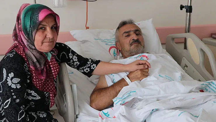 Trafik kazası geçirdi, eski eşiyle hastanede nikah kıydı