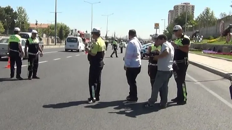 Kırmızı düdükle 'dur' diyecekler!