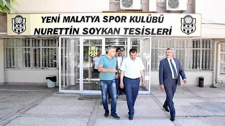 'Birkaç güne yeni çim saha için ilk kazma vurulacak' 